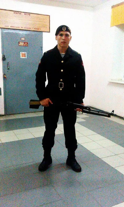За да научите как да се поставят в нашата военна служба и да пристрастия - dahamite