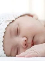 Първата разходка с новородено