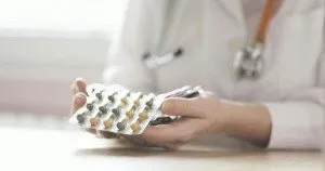 Фрактура на малкия пръст на симптоми на краката си и първа помощ
