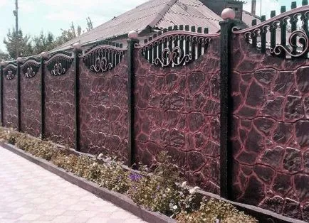 Боядисване на бетон ограда с ръцете си (на оградата) Боядисване на бетон ограда с ръцете си