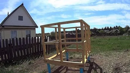 Изграждане на кокошарник в продължение на 10 пилета със собствените си ръце - описание на последователността на работа (работа) Изграждане на кокошарник в продължение на 10 пилета със собствените си ръце - описание на последователността на работа