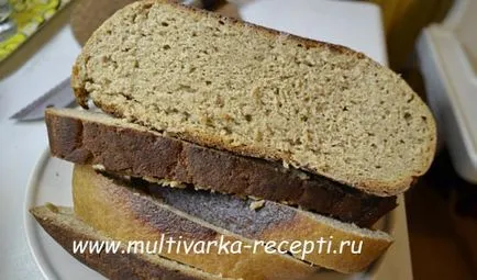 Ръженият хляб в multivarka Redmond