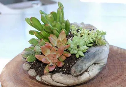 Garden скулптура от бетон с ръцете си, крайградски район