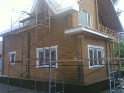 кирпичена къща