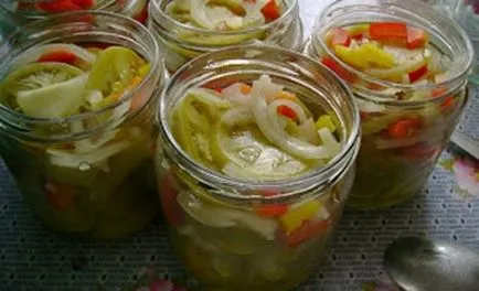 Салата от зелени домати за зимни рецепти за вкусни препарати