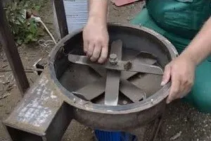 Сламорезачка с ръцете си видео, сено слама хеликоптер за частни стопанства, чертежи