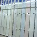 Специално лепило за пластмасови панели и използването му