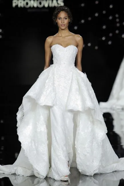 Сватба модно ревю на Pronovias модно шоу 2017 - панаир на майстори - ръчна изработка, ръчно изработени