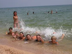 Туристическа агенция Travel pitermama -детски лагер, есен, зима, пролет, летни почивки, празници за (активен отдих за деца) Туристическа агенция Travel pitermama -детски лагер, есен, зима, пролет, летни почивки, празници за