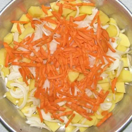 Печени картофи с месо на фурна