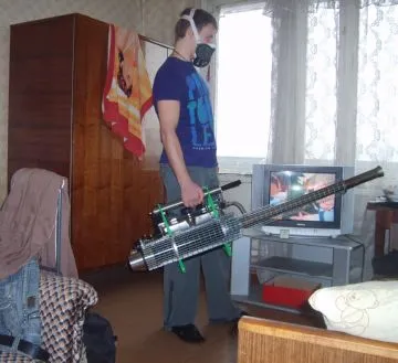 Унищожаване на дървеници като себе си, за да се отърве от насекомите в апартамента