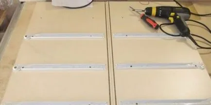 Чекмеджета на ролкови водачи правят с техните ръце (кутии) Чекмеджета на ролкови водачи правят свои ръце