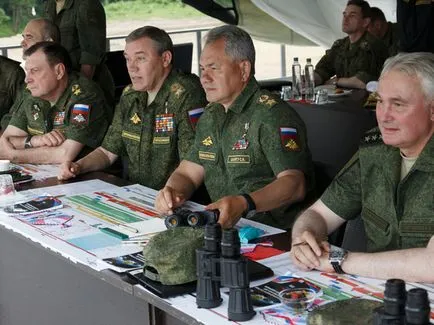 Военни България и World News