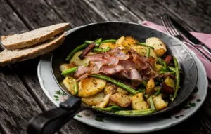 Пържени картофи с месо (в тенджера, в multivarka) Рецепта