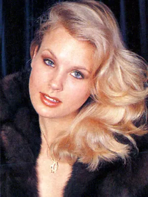 Celebrity мъртъв млад () Знаменитости, които умират млади