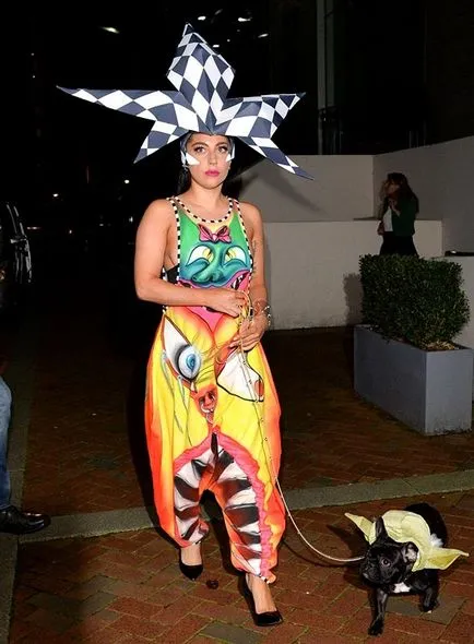 19 се образува пищен Lady Gaga, които доказват, че тя е от друга планета, umkra