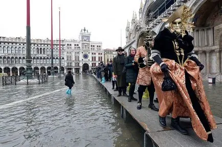 Acqua Alta, или защо Венеция потъва - идеална туристическа (потъване) Acqua Alta, или защо Венеция потъва - идеална туристическа