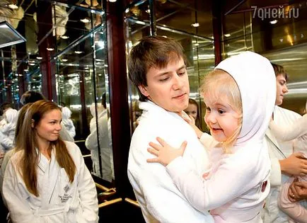50 Снимки Иван Zhidkov, дъщеря Мария Жидкова и новата си приятелка Лилия Soloveva (жена) 50 Снимки Иван Zhidkov, дъщеря Мария Жидкова и новата си приятелка Лилия Soloveva