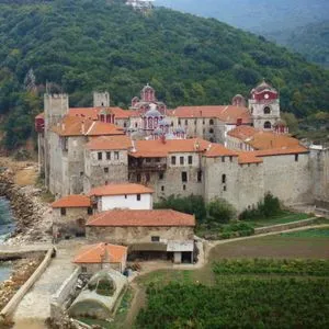 Айвър икона на Божията Майка - стойността на историята, това, което помага