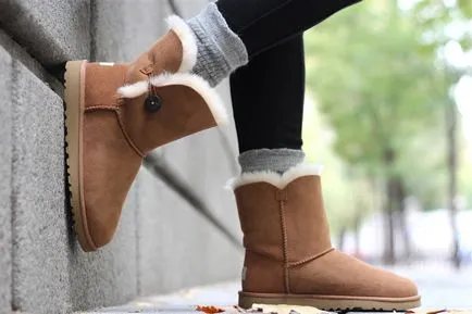 Как да се измие UGGs в пералната машина и ръчно