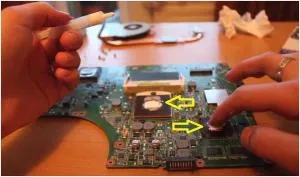Как да разглобявате лаптоп ASUS x53s и да го почистите от прах