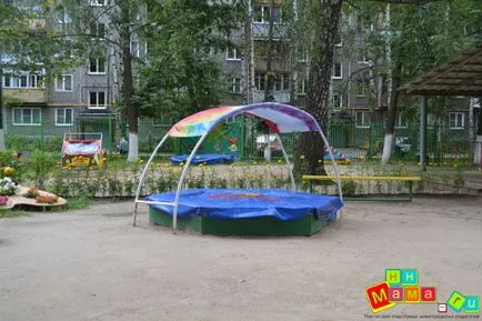 Как да украсят детската стая със собствените си ръце
