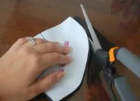 Каубойска шапка с ръцете си