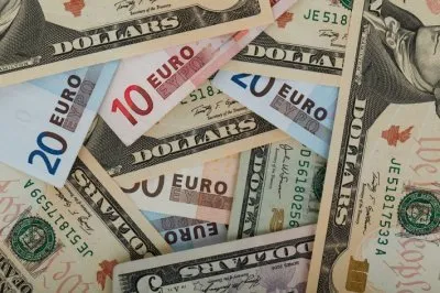 Купете до 60 дни, като новите железници правото да променя цените на билети за влак