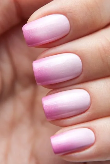 Модни Nails стил Омбре