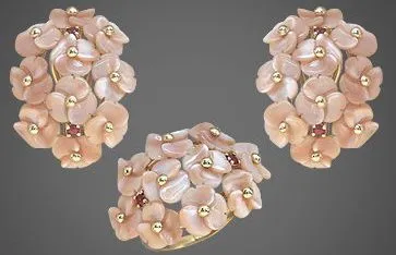 Pearl камък на голяма красота, неговите свойства
