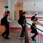 Плюсове и минуси на училищни униформи, Опознай себе си - модерно образование, личностно развитие и успех