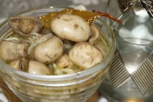 Мариновани гъби - рецепта за ецване у дома, гъби сайт