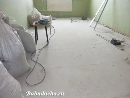 Суха подове (насипни етажа) преглед със снимки, вила