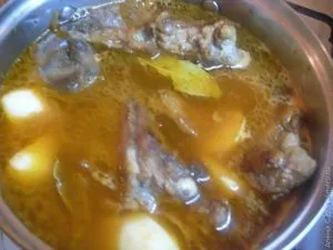 Задушени картофи с патица