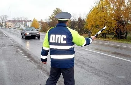 Шофиране без лиценз наказания и отговорност за шофиране без свидетелство за управление след лишаване (вдясно) Шофиране без лиценз наказания и отговорност за шофиране без свидетелство за управление след лишаване