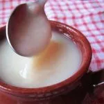 Неговата ръце клуб акцент