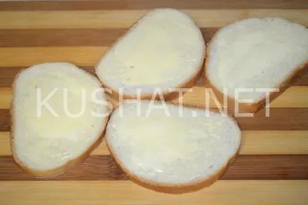 Сандвичи със салам и краставица