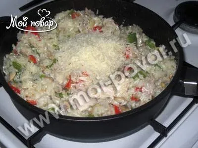 Пиле с чушки и гъби