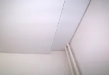 Как да се скрие в корниза на тавана Как да се скрие в корниза на тавана