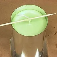 Как да украсят една свещ