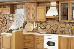 Кухненски дизайн с камък
