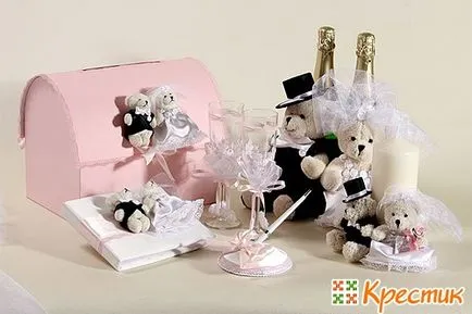 Майсторски клас как да се украсяват чашите Майсторски клас как да се украсяват чашите
