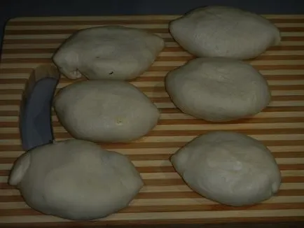 Банички с картофи в тенджера Банички с картофи в тенджера