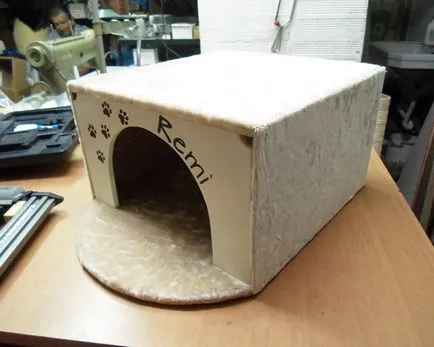 Дърво за котки