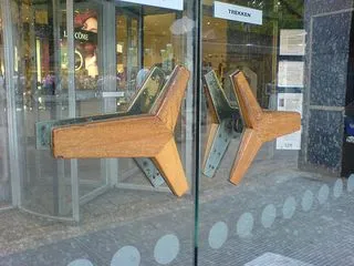 скоба врати е, че