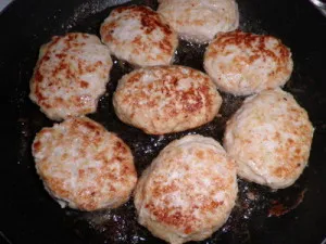 Как да се изпържи вкусни бургери