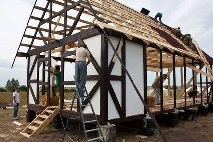 Къща от слама със собствените си ръце