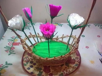 Кошници от бонбони с ръцете си