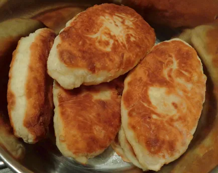 Банички с картофи в тенджера