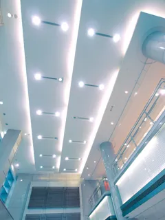 Прожектори за окачен таван